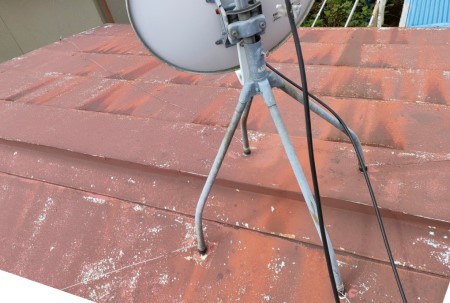 トタン屋根カバー工法　施工前